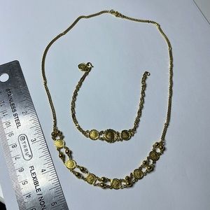 Dubai 916 marked 22karat solid yellow gold Necklace & Bracelet set small coins.